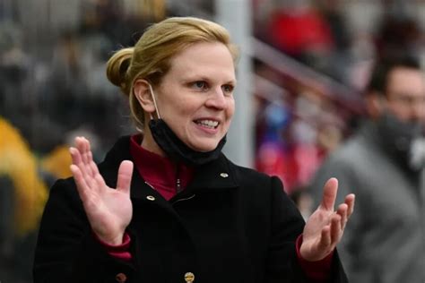 Natalie Darwitz finds ‘my calling’ leading Minnesota’s new professional women’s hockey team